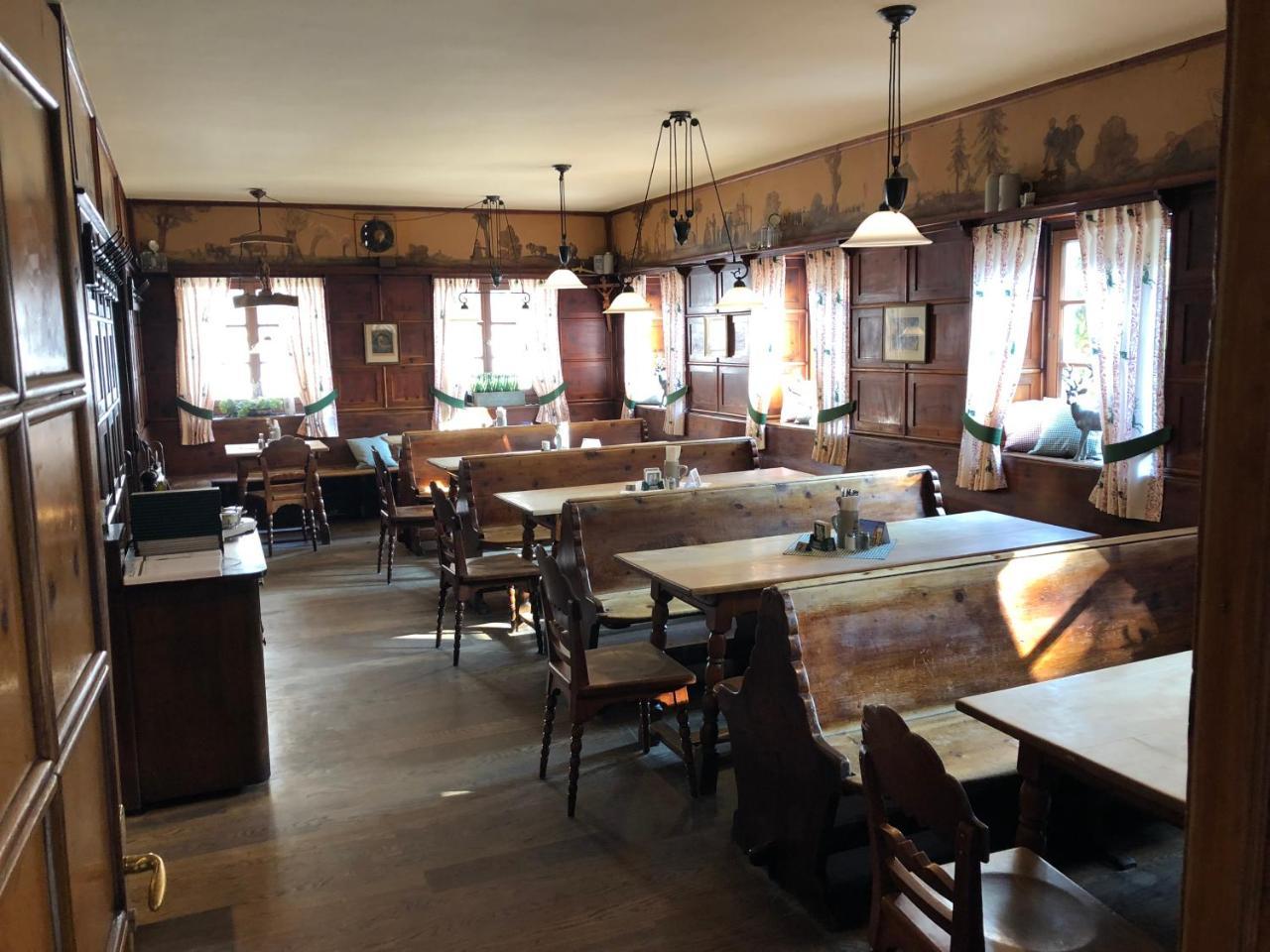 Brauereigasthof Und Hotel Maierbraeu Altomünster Exterior foto